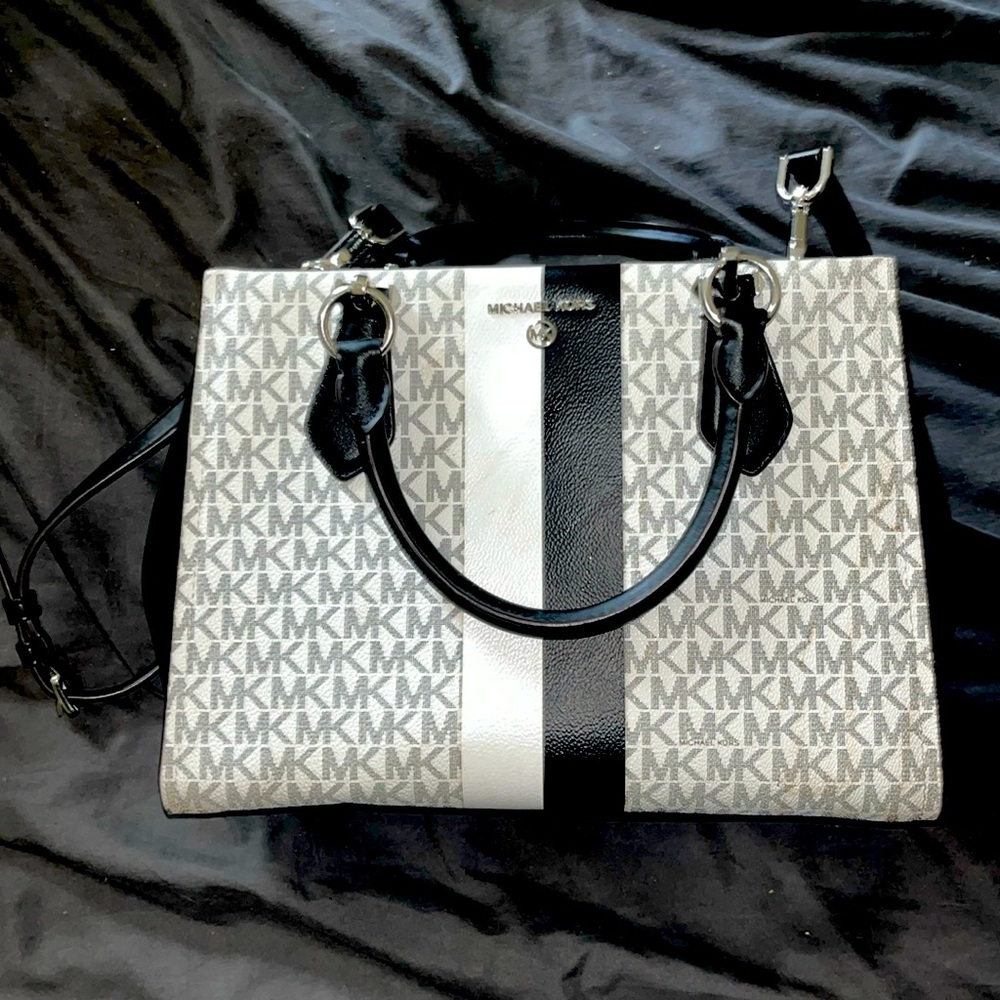 Black and white Michael Kors purse